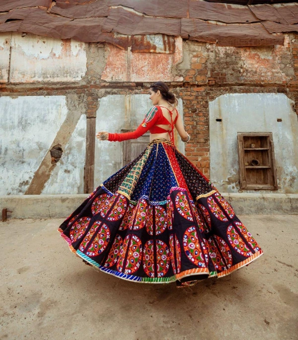  PRINTED LAHENGA CHOLI